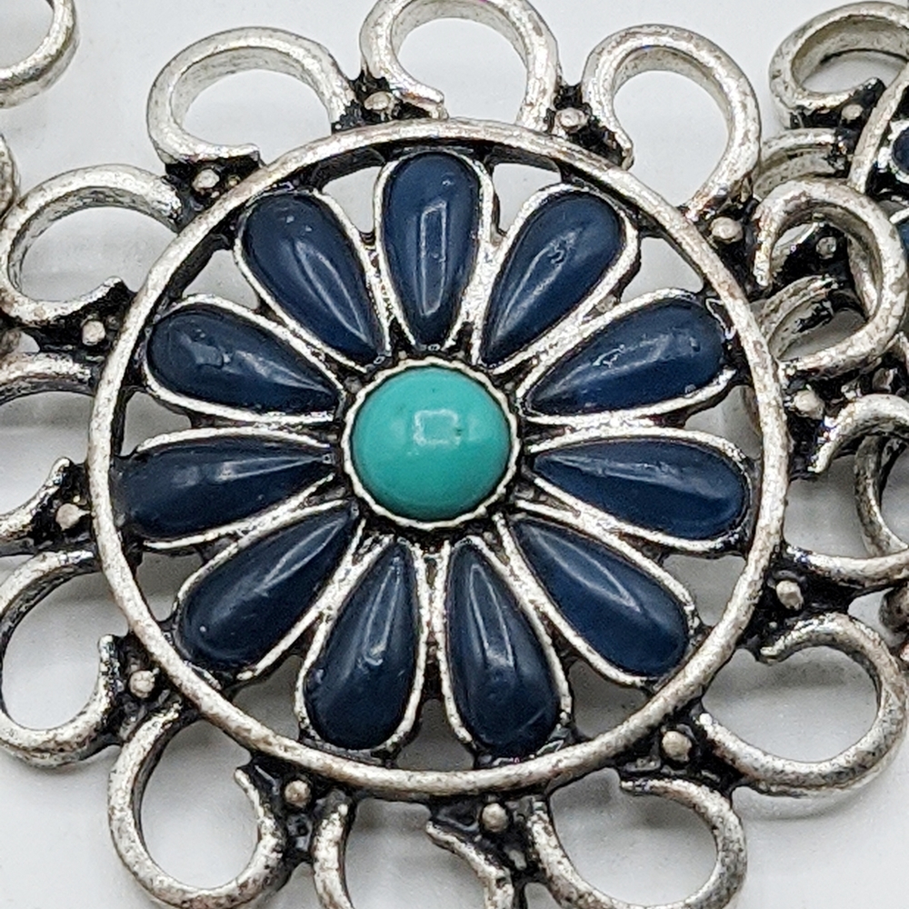Lucky Brand Enamel Flower Bracelet - Picture 2 of 6